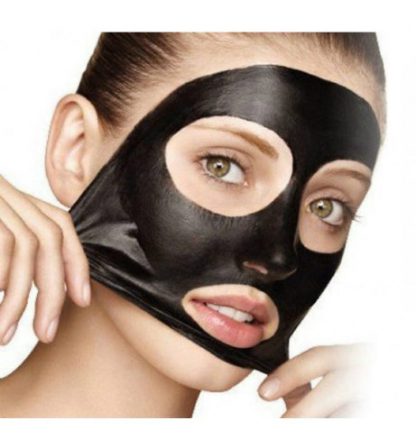 Črna luščilna maska Pilaten